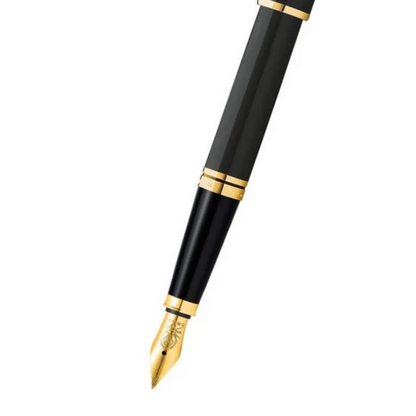 Coventry Black Lacquer with Gold Tone Fine Nib Fountain Pen